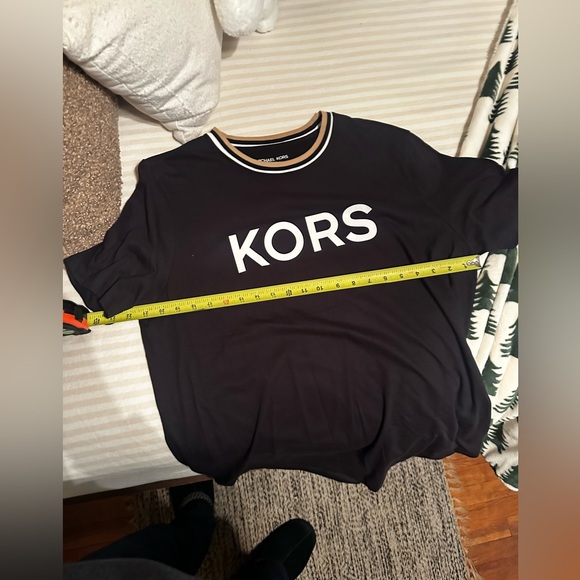 NEW WITH TAG | Black Michael Kors T-Shirt (Size XL) - Picture 8 of 8